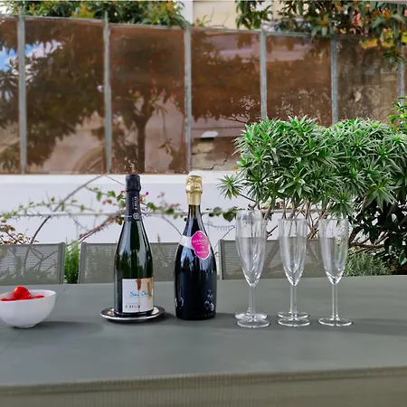 דירה Center Luxury With Rooftop Heated Pool & 3 Terraces ליסבון